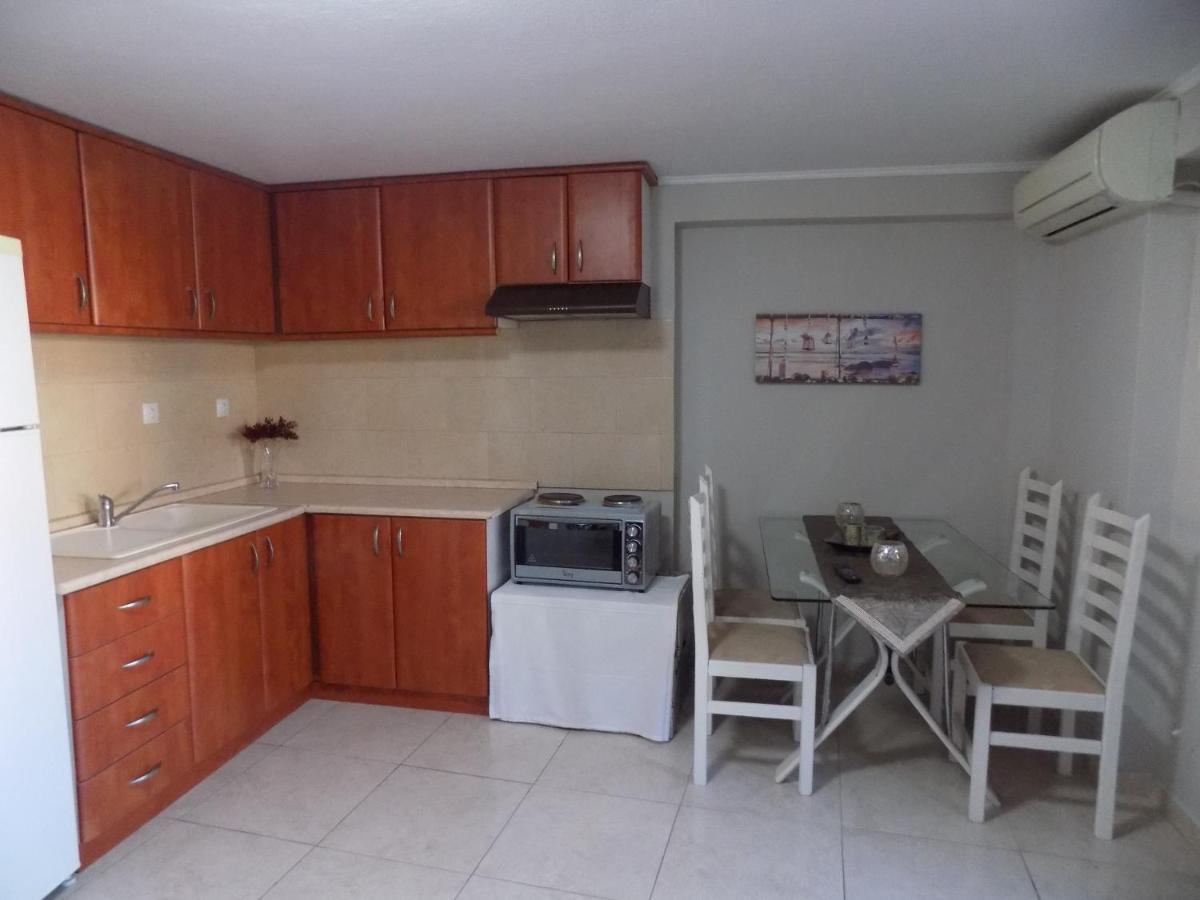 Elzaf2 Apartment Afytos Exterior photo